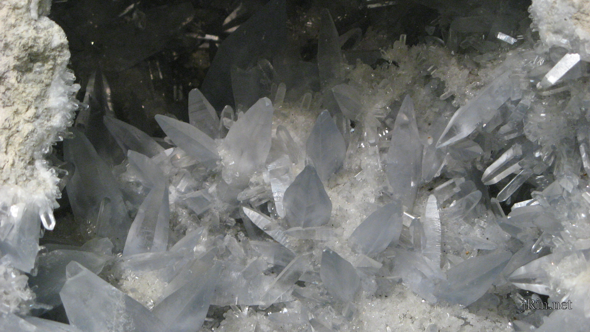 Quartz Wallpaper 155731 HD Wallpapers Download Free Map Images Wallpaper [wallpaper376.blogspot.com]