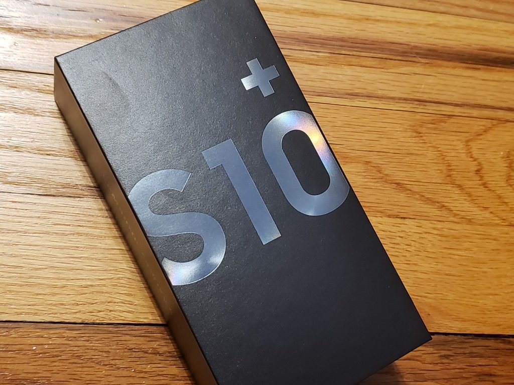 galaxy s10+ box